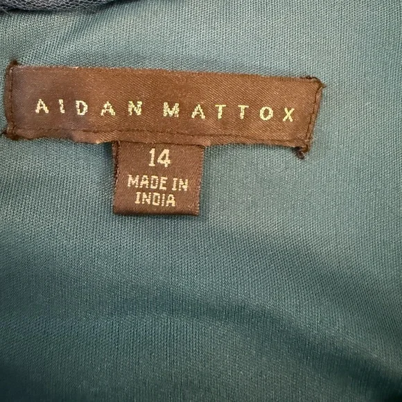 ✨ Aidan Mattox Blue Sequin Cocktail Dress ✨
Size: 14 - Picture 10 of 10